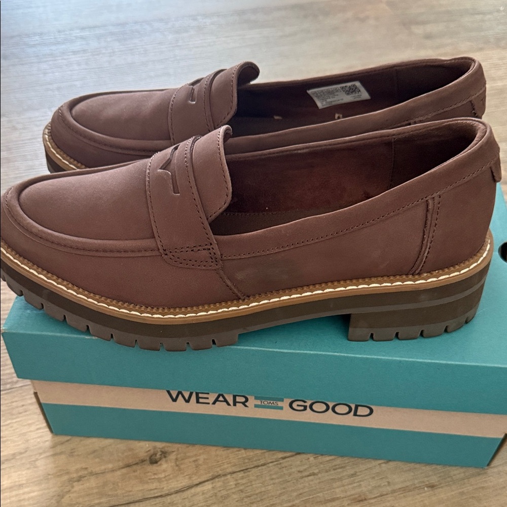 TOMS Brown Leather Lug-Sole Penny Loafers - Picture 2 of 6